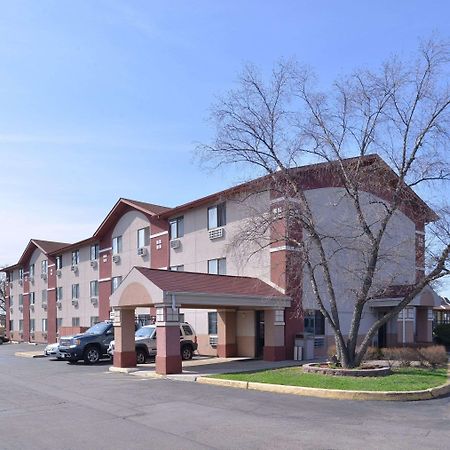 Rodeway Inn Waukegan - Gurnee Exterior photo