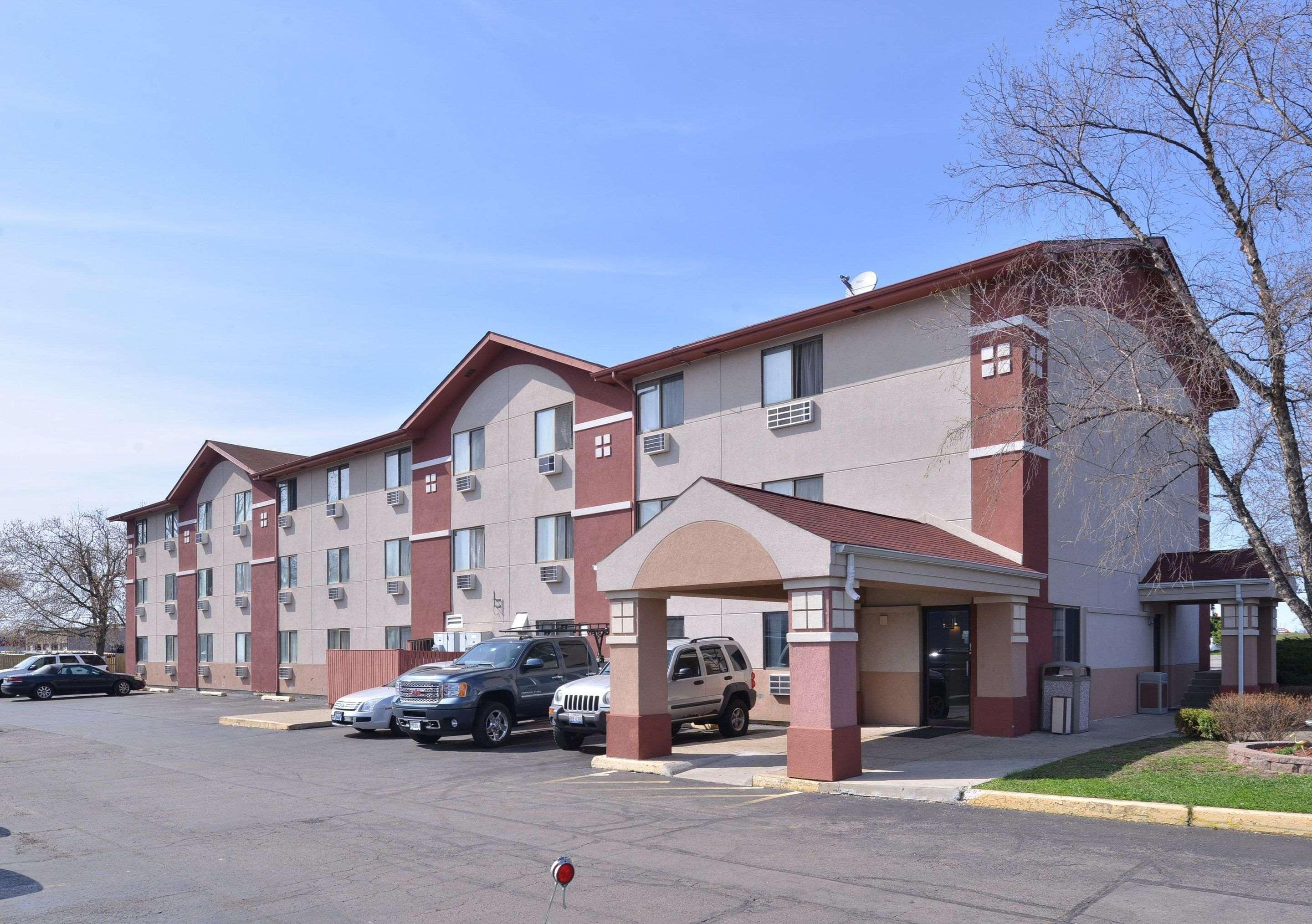 Rodeway Inn Waukegan - Gurnee Exterior photo